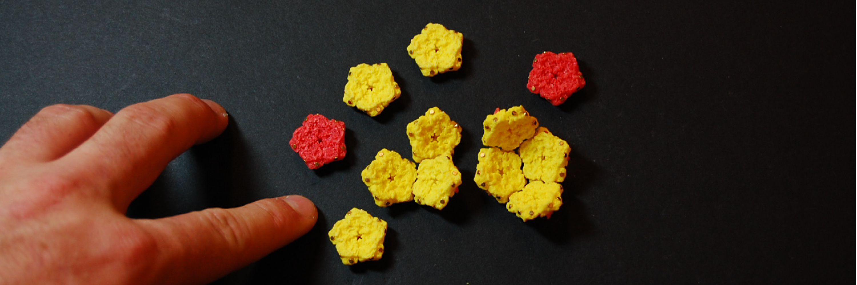 SliderImage_VirusDisassembled-01